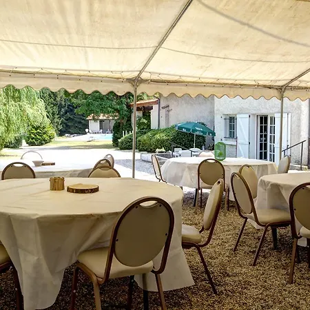 Chambres D'hotes Des Roties Couette-café *